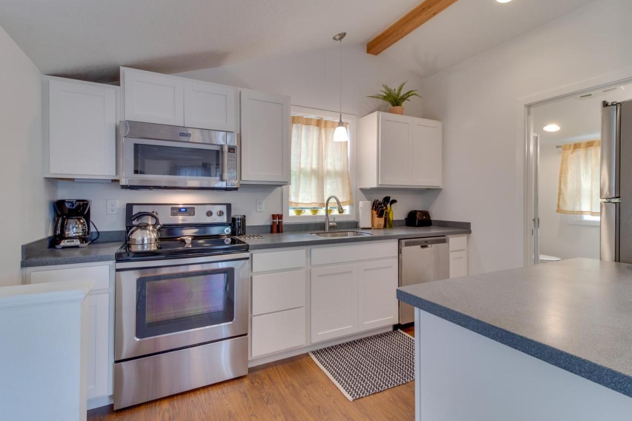 New Portland Neighborhood Studio エクステリア 写真